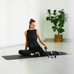 Blackroll Vibrationsmassagegerät "Fascia Gun" 18 Blackroll Vibrationsmassagegerät "Fascia Gun" -Geschäft Für Fitnessgeräte 322 5309 8